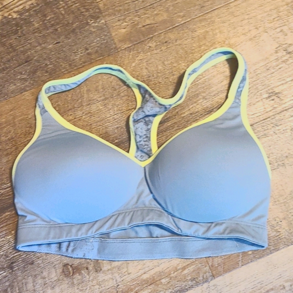 VS Pink Sports Bra 👙